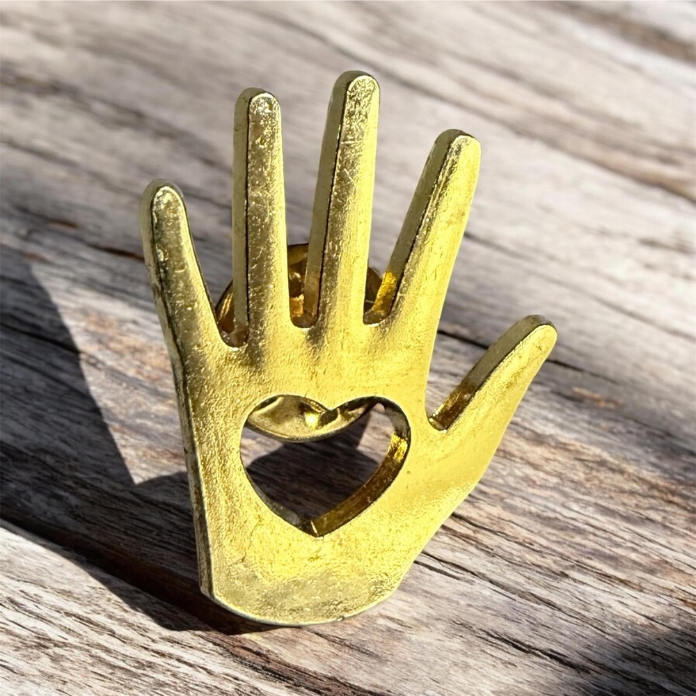 Gold Tone Hand pin label Heart brooch